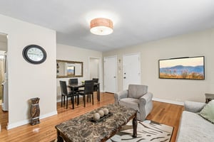 N Washtenaw Ave 2N-S0310-005.jpg