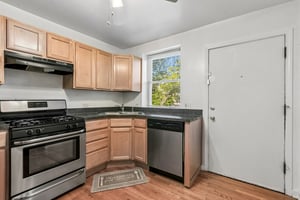 N Washtenaw Ave 2N-S0310-010.jpg