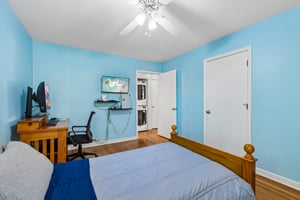 N Washtenaw Ave 2N-S0310-015.jpg
