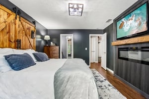 Topp Creek Ct-S0108-019.jpg