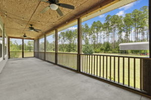 Screened-in Porch