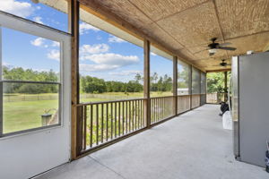 Screened-in Porch