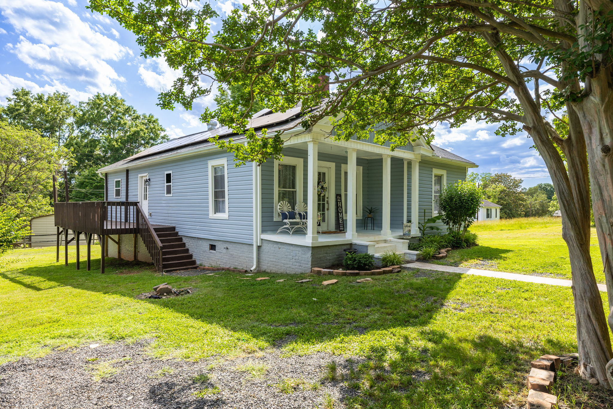 715 Circle Dr-4