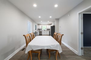 715 Circle Dr-10