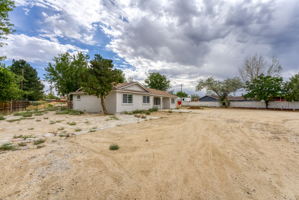 7150 Marlin Dr, Reno, NV 89506, USA Photo 3