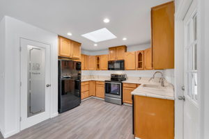 7150 Marlin Dr, Reno, NV 89506, USA Photo 13