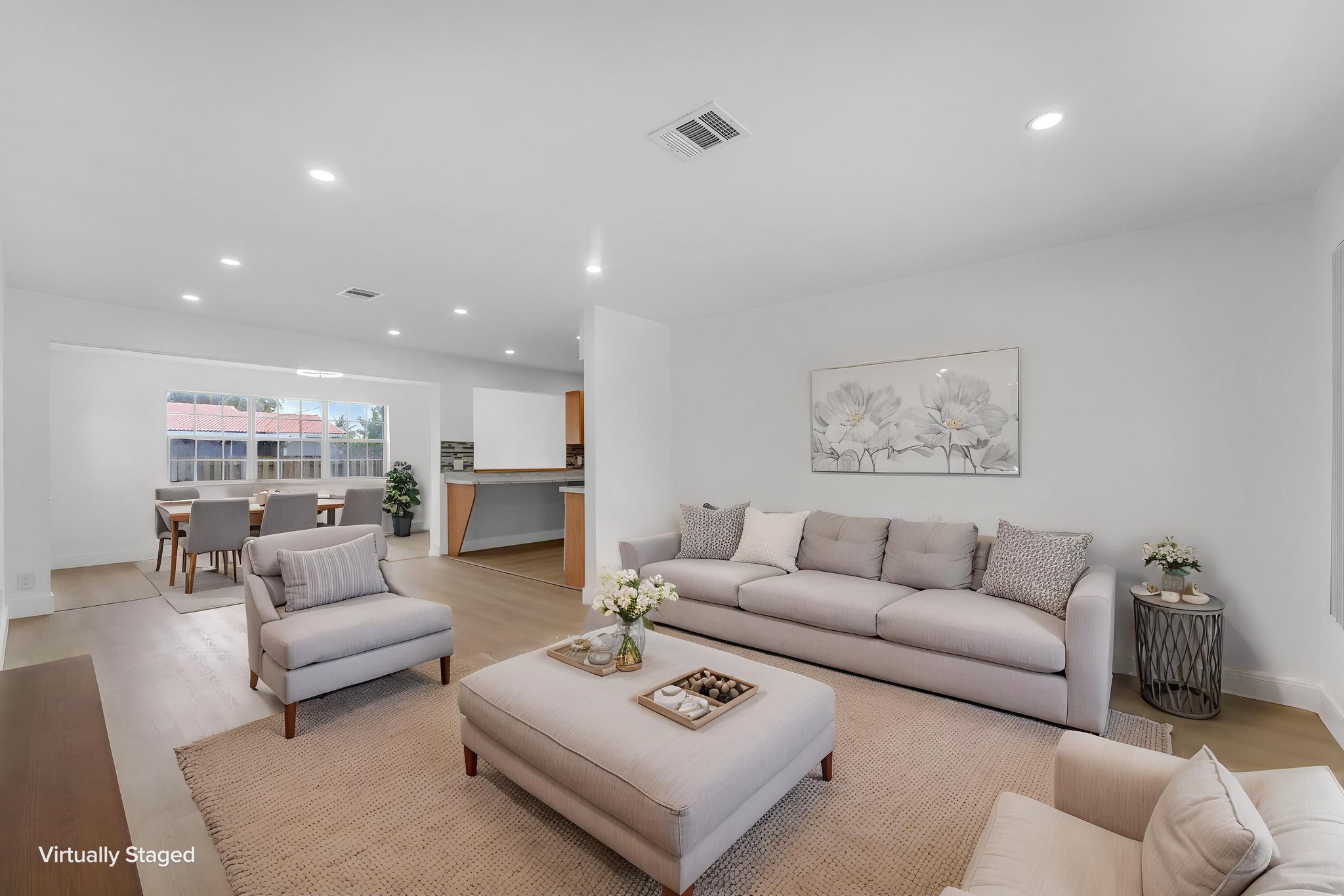 7150SW10th-4 virtually staged.jpeg