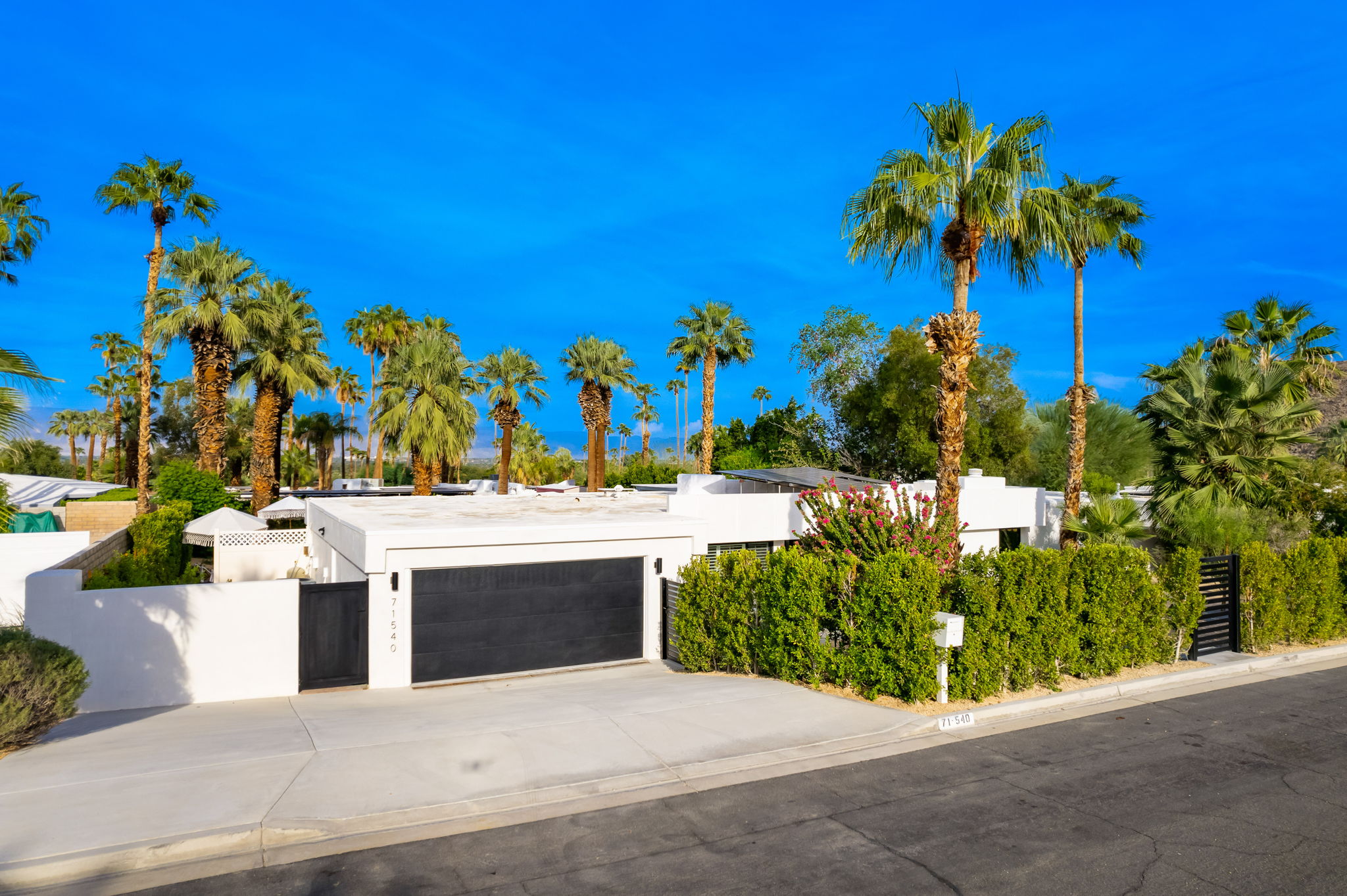 71540 Halgar Rd, Rancho Mirage, CA 92270, USA Photo 2