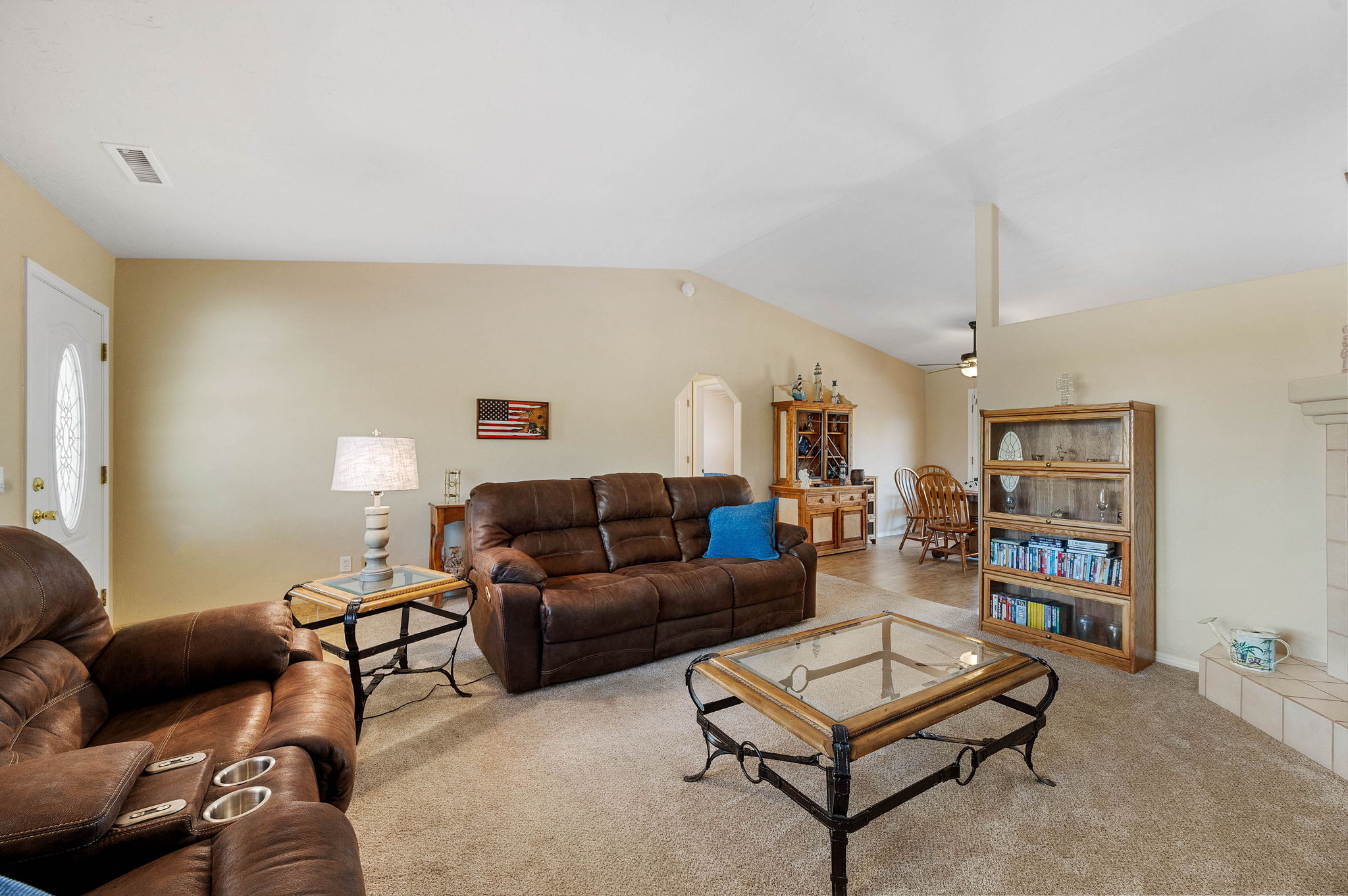 Living Room (3)