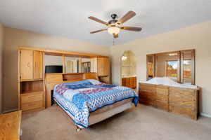 Primary Bedroom (2)