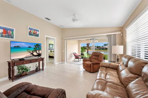 Living View 2