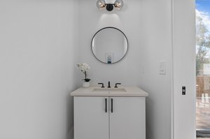  Photo 31