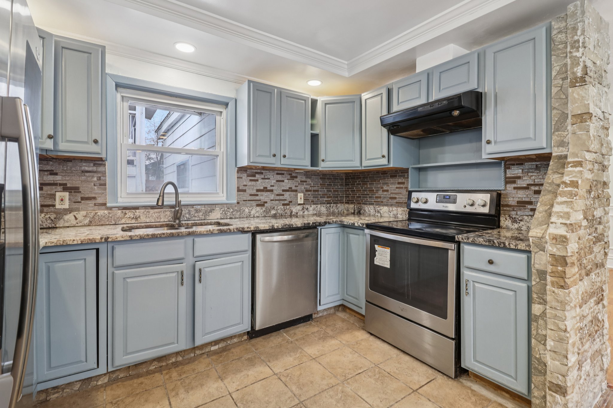 Carolina Rd-S0212-023.jpg