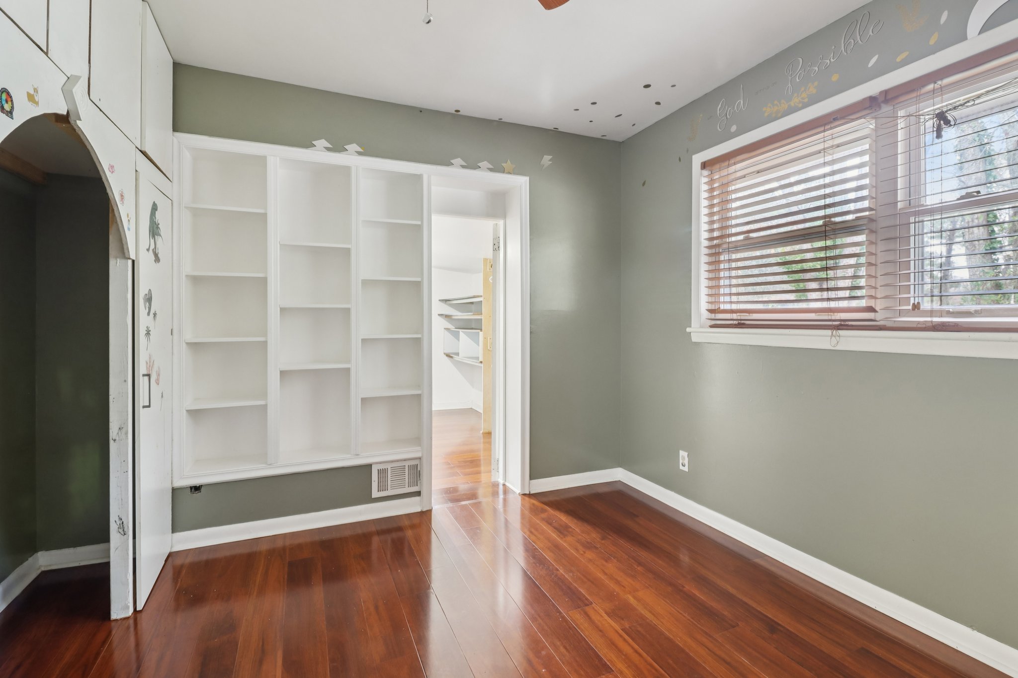 Carolina Rd-S0212-027.jpg