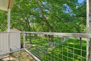 River Cliff Dr-S0405-039.jpg