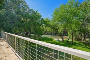 River Cliff Dr-S0405-043.jpg