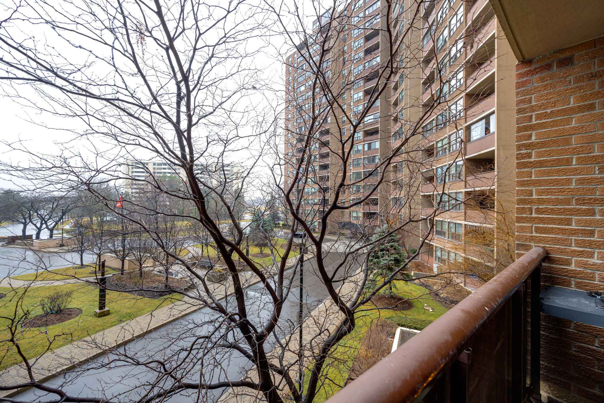 Toronto property showcase — delivered property photograph 44