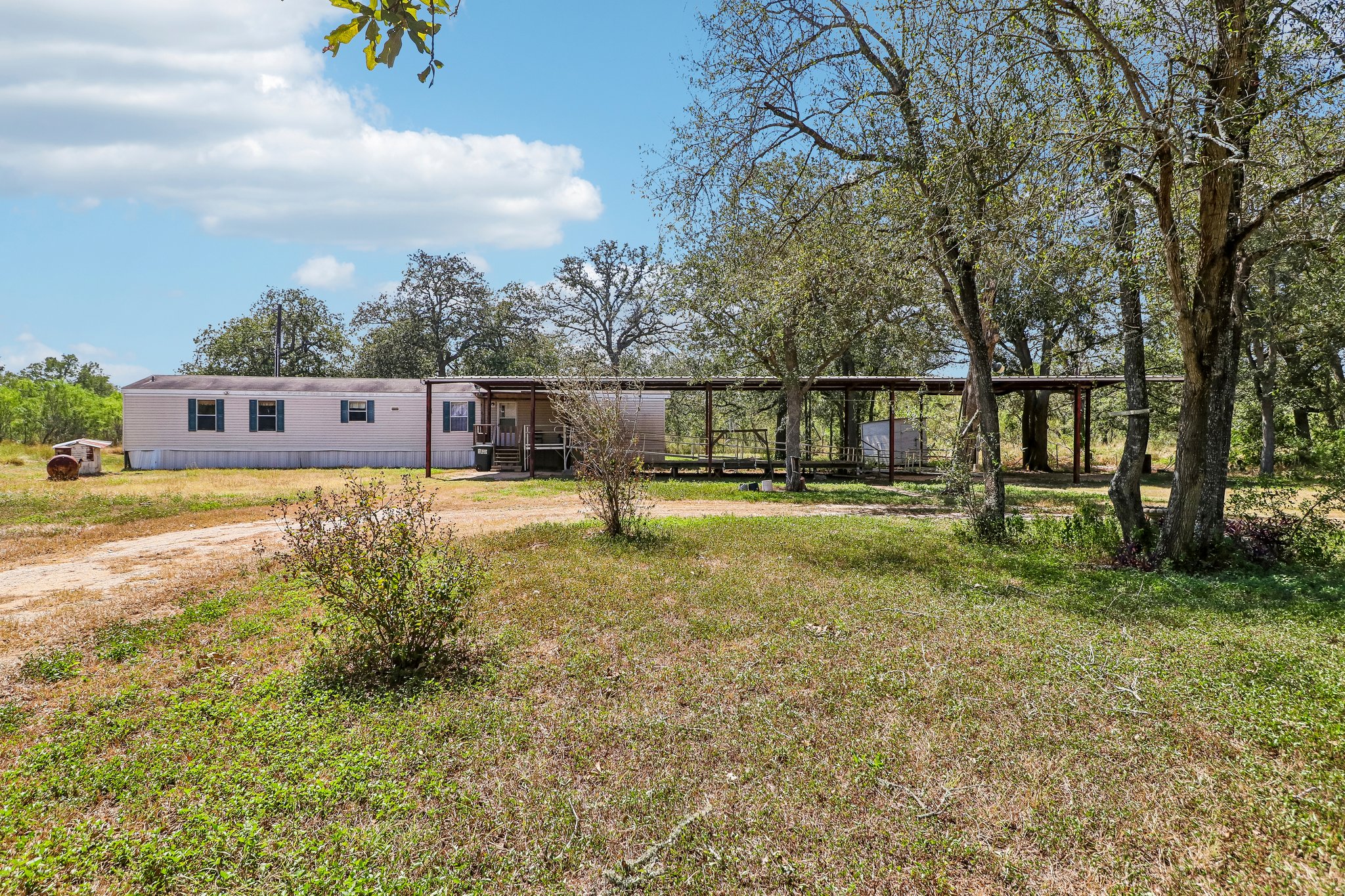 W County Rd 109-S0109-005.jpg