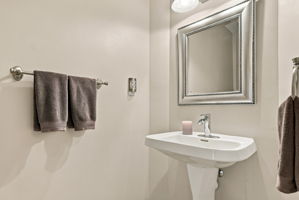  Photo 36