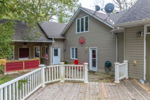  Photo 44