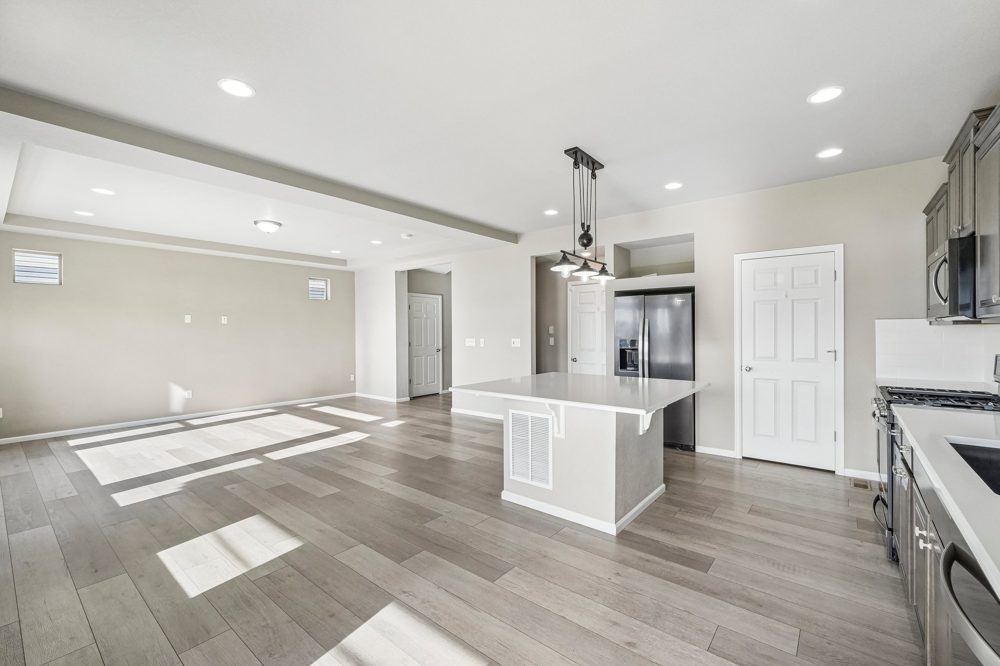 Sedgerock Ln-S1909-009.jpg