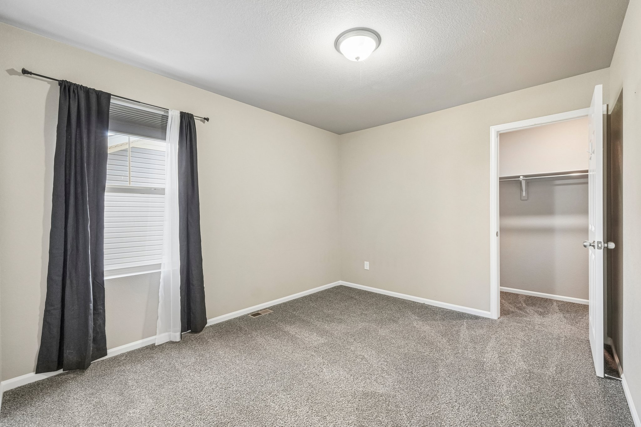 Sedgerock Ln-S1909-029.jpg