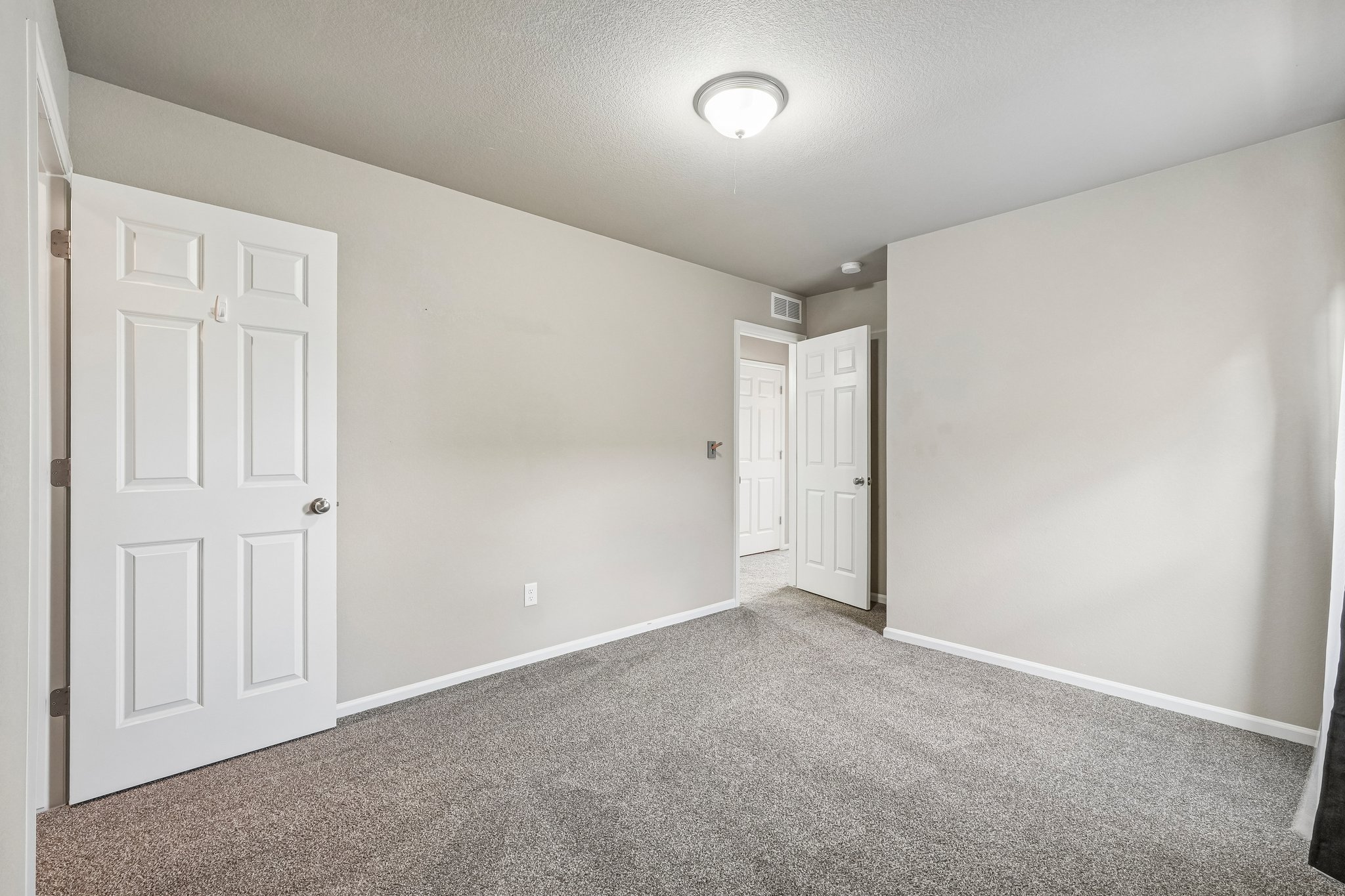 Sedgerock Ln-S1909-031.jpg