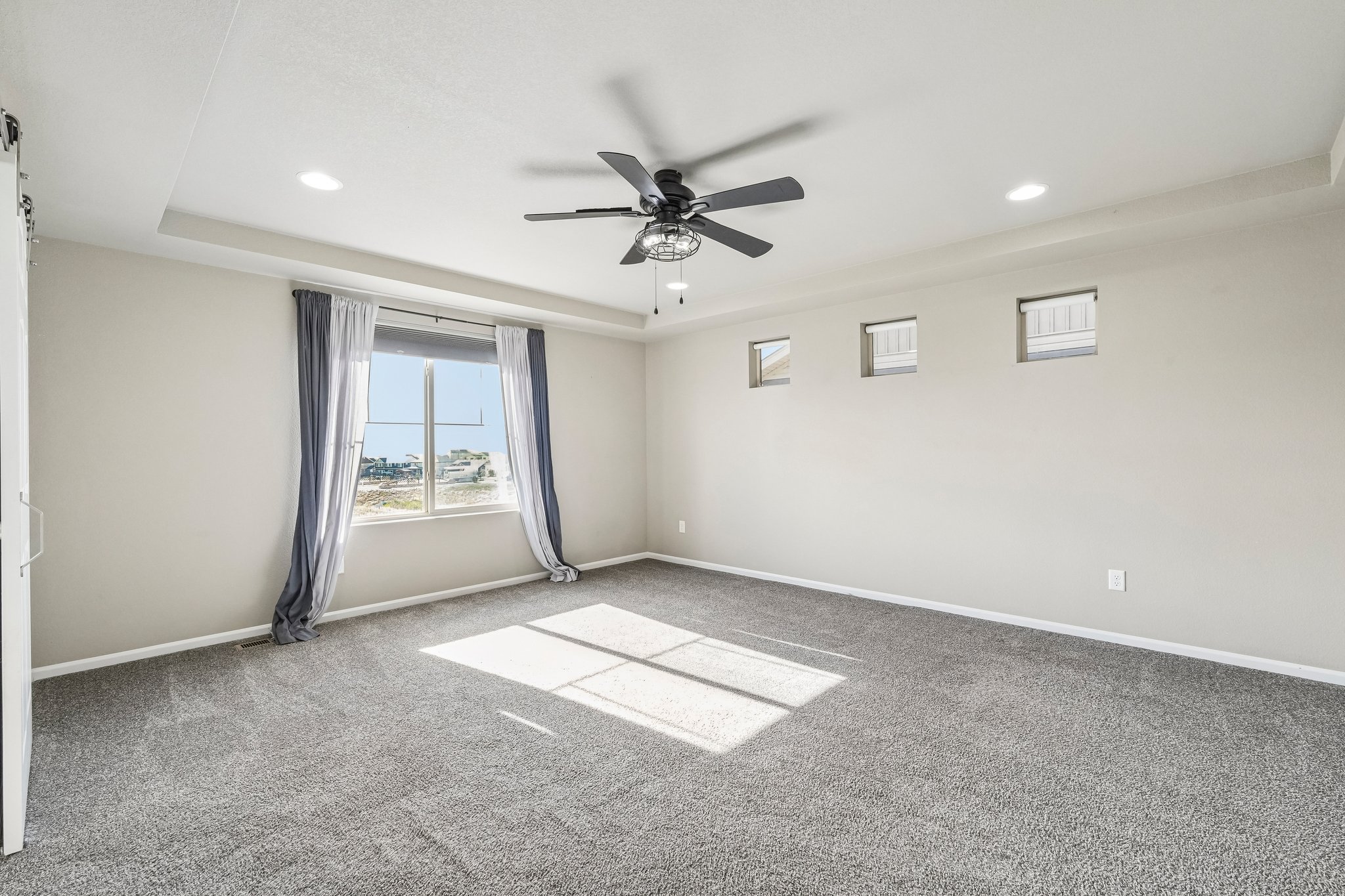 Sedgerock Ln-S1909-041.jpg