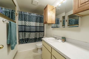 Photo 30