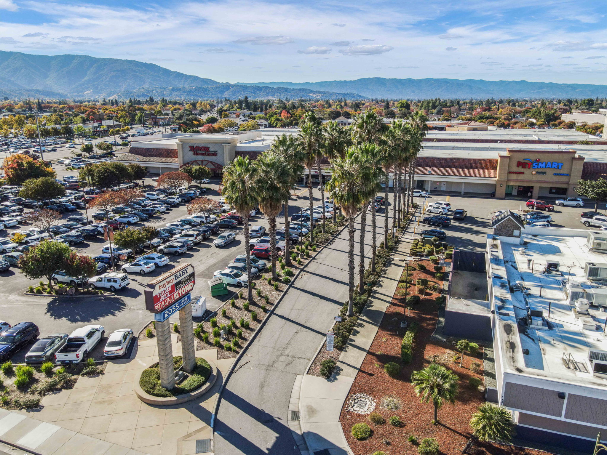 Almaden Plaza