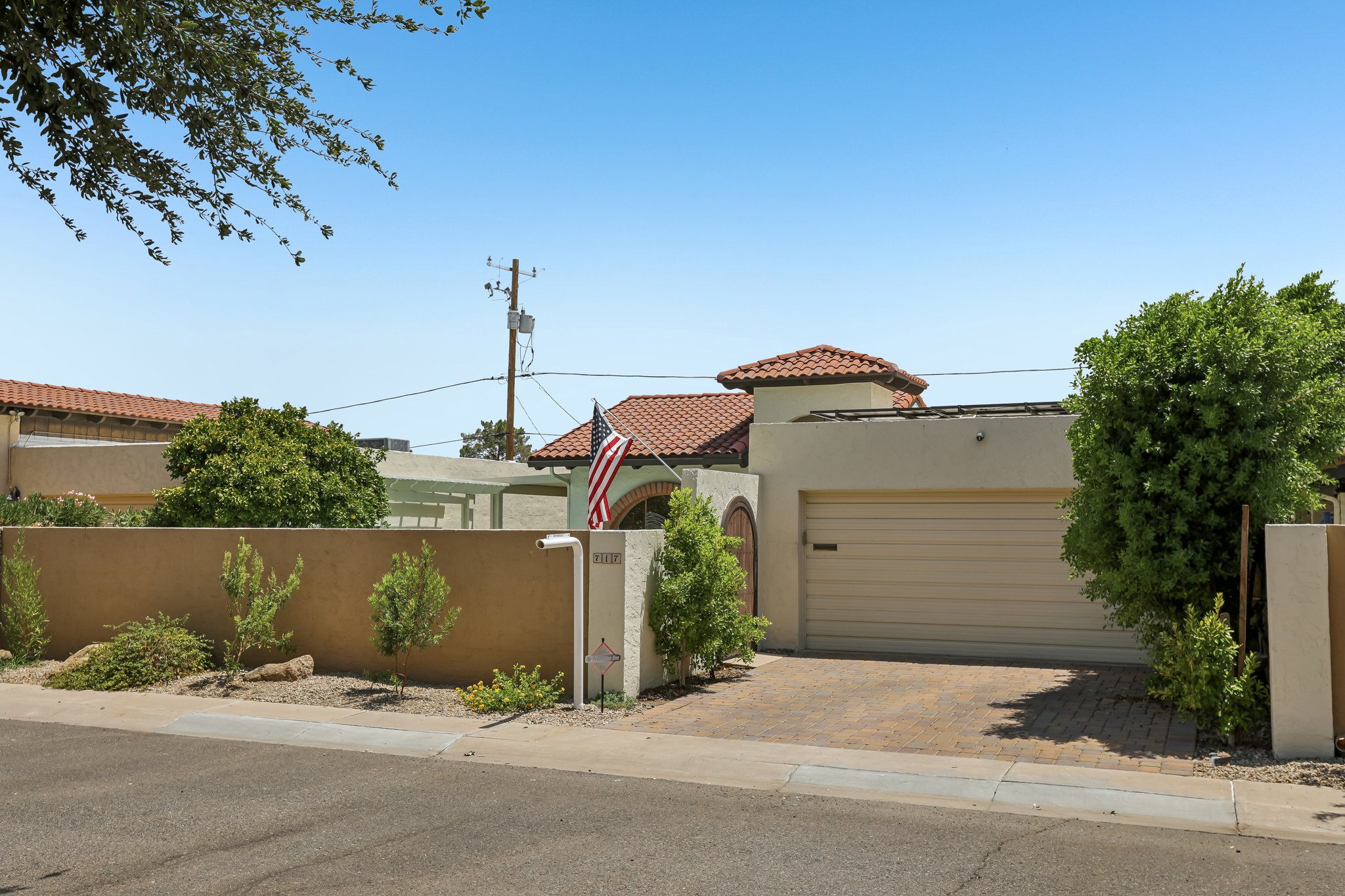 E Tuckey Ln-S1607-003.jpg