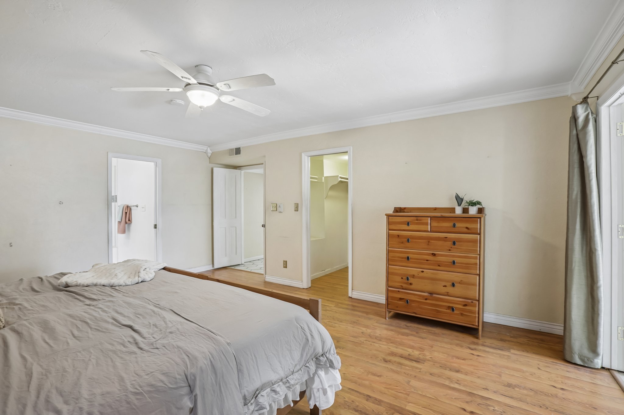E Tuckey Ln-S1607-025.jpg