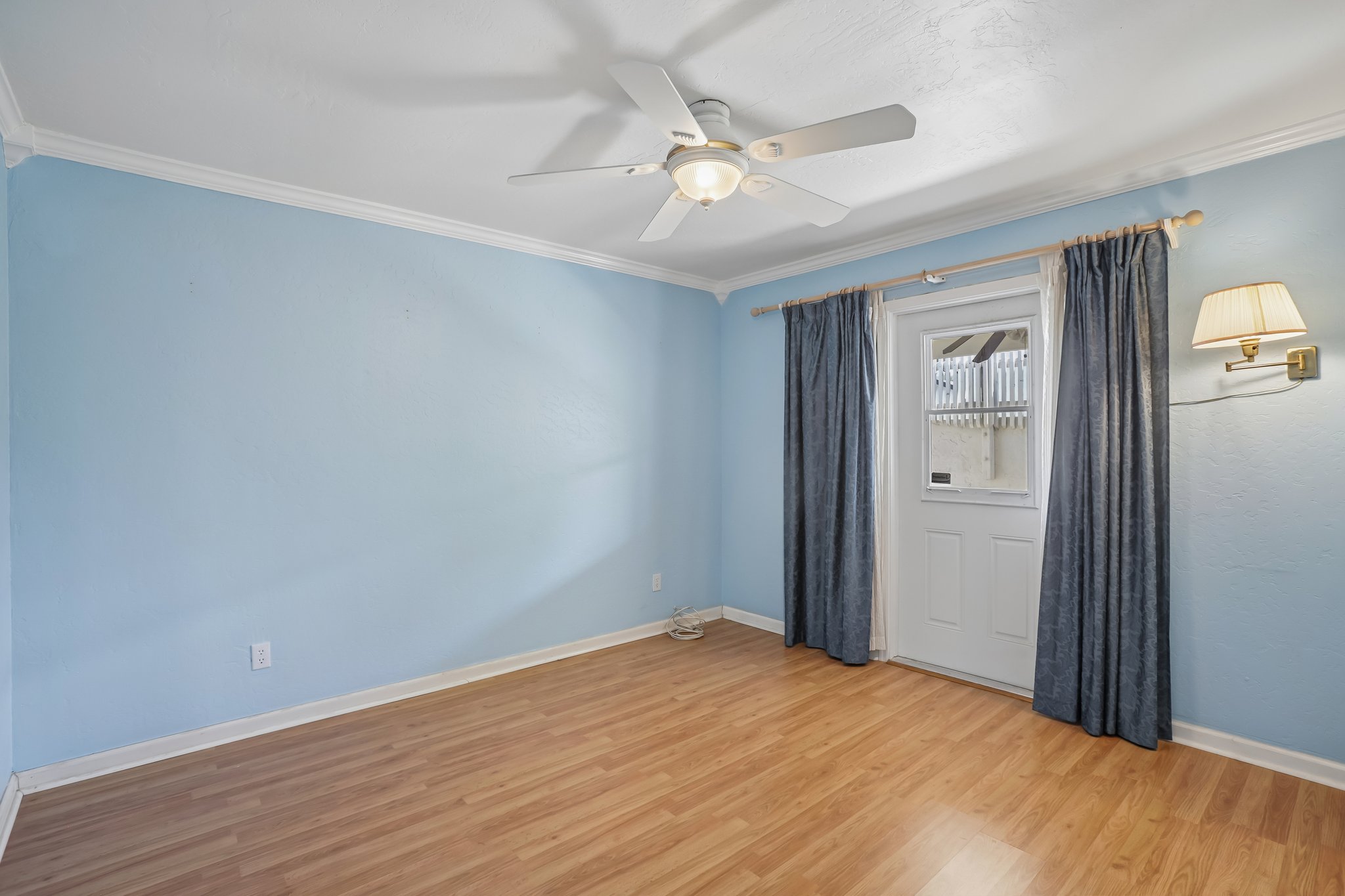 E Tuckey Ln-S1607-034.jpg
