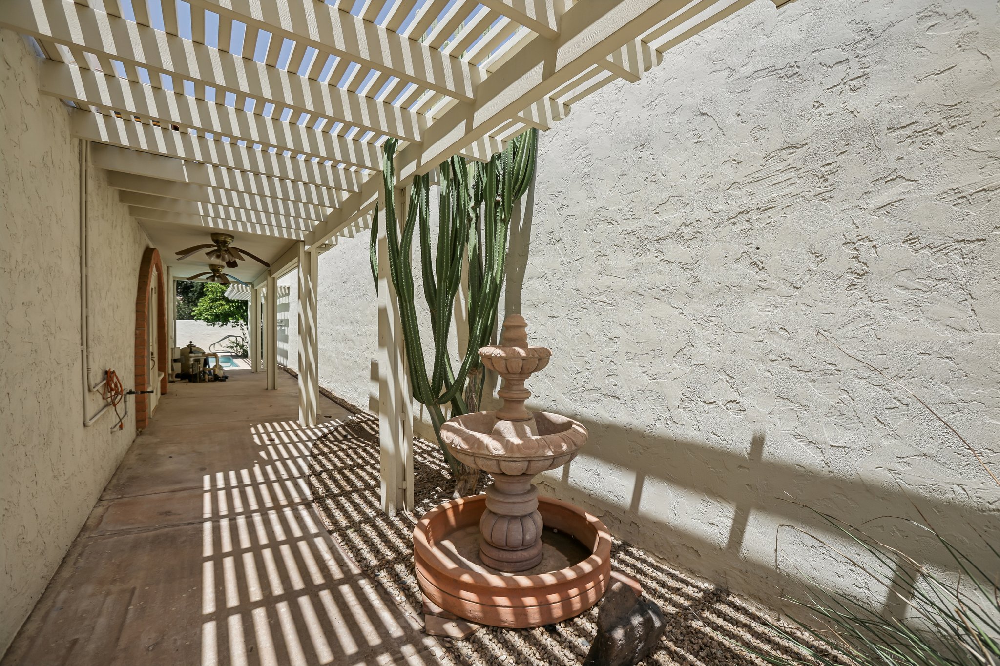 E Tuckey Ln-S1607-040.jpg