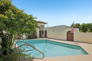 E Tuckey Ln-S1607-004.jpg