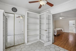 E Tuckey Ln-S1607-028.jpg