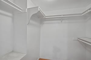 E Tuckey Ln-S1607-029.jpg