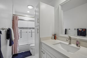E Tuckey Ln-S1607-033.jpg