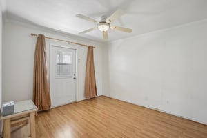 E Tuckey Ln-S1607-036.jpg
