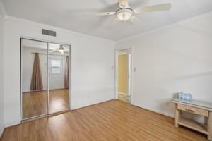 E Tuckey Ln-S1607-037.jpg