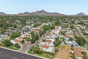 E Tuckey Ln-S1607-047.jpg