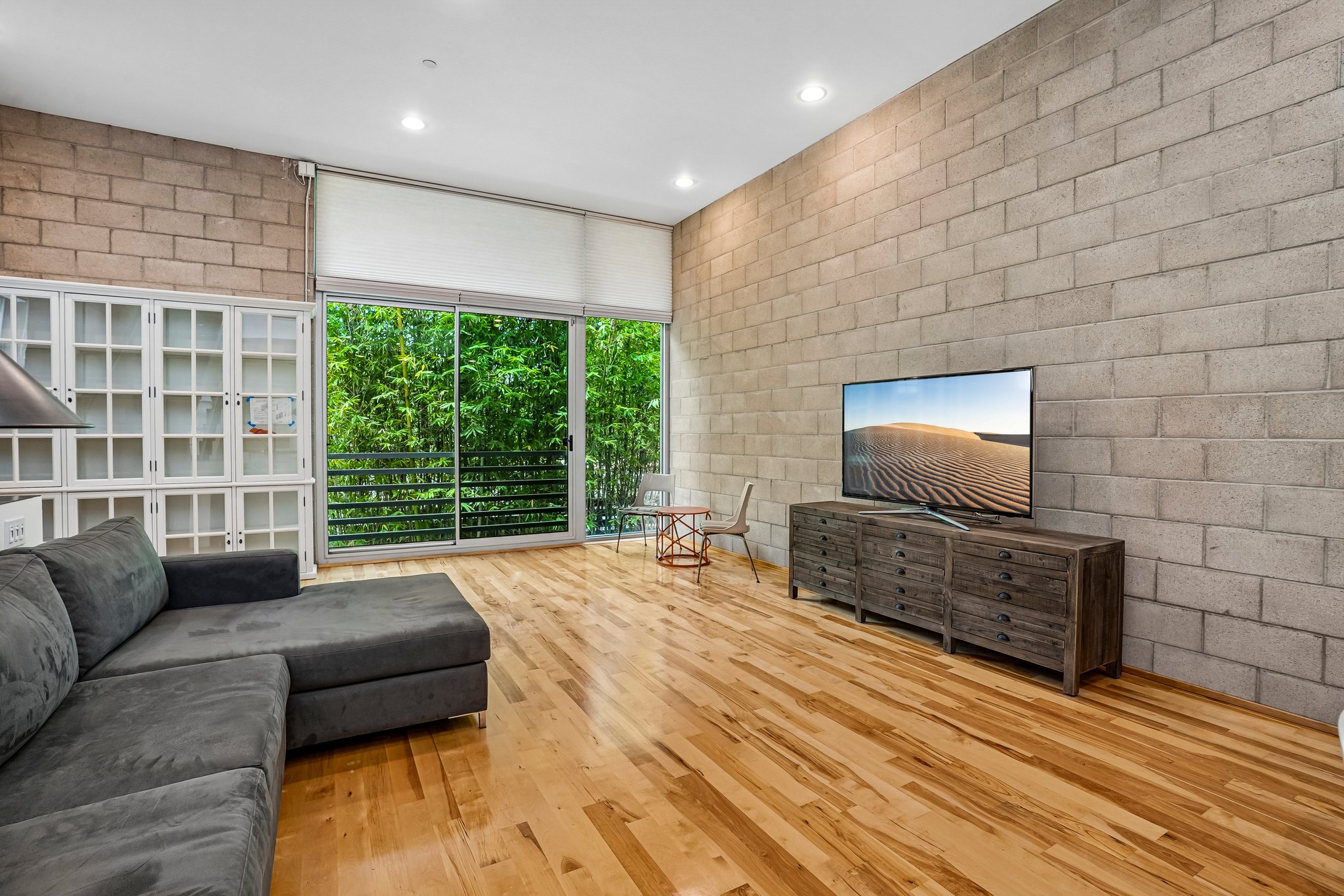 N Highland Ave 21-S1408-003.jpg