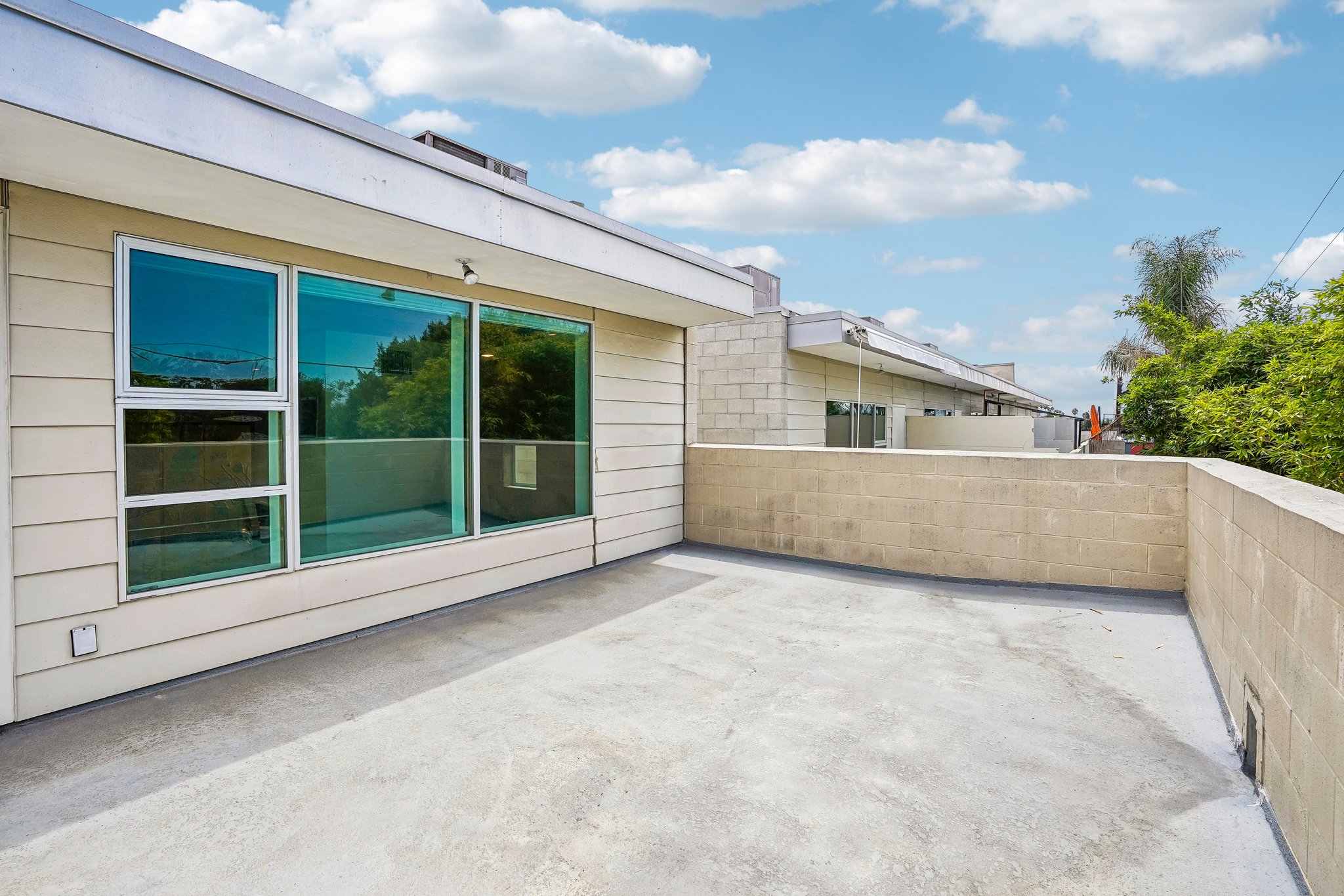 N Highland Ave 21-S1408-038.jpg