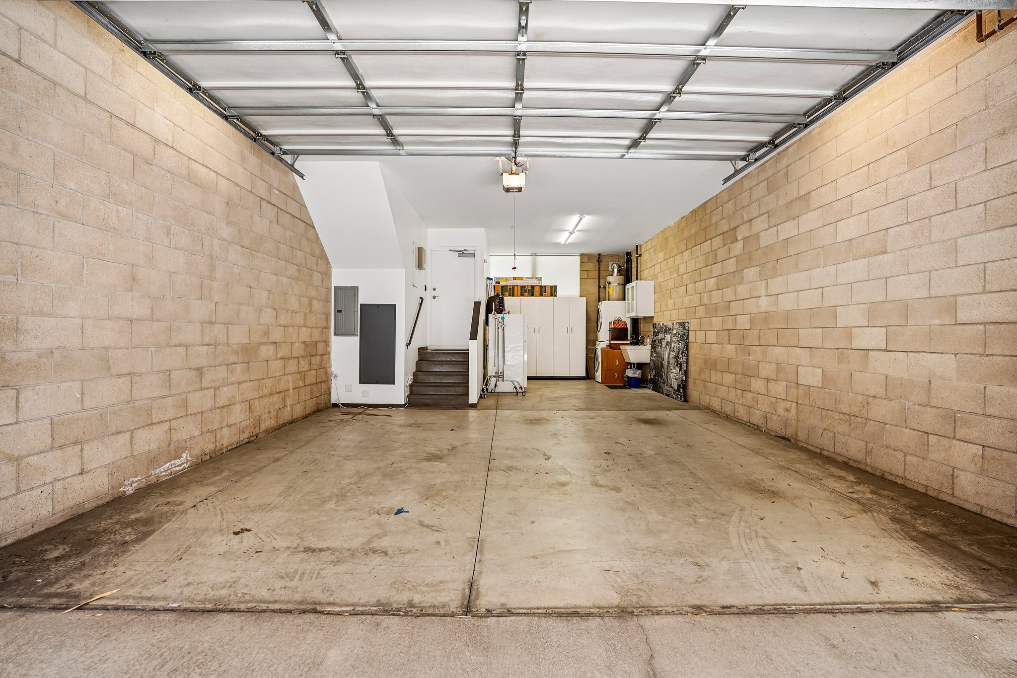 N Highland Ave 21-S1408-042.jpg