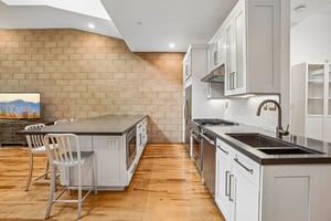N Highland Ave 21-S1408-014.jpg