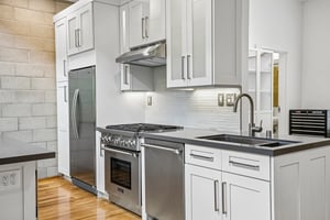 N Highland Ave 21-S1408-016.jpg