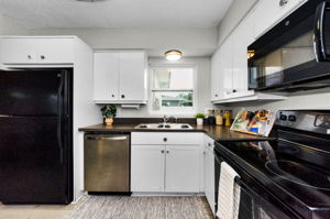 Kitchen 4