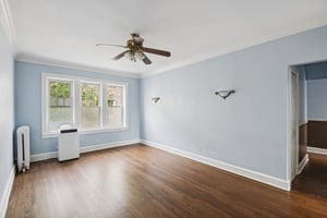 717 Reba Pl 2N_004.jpg