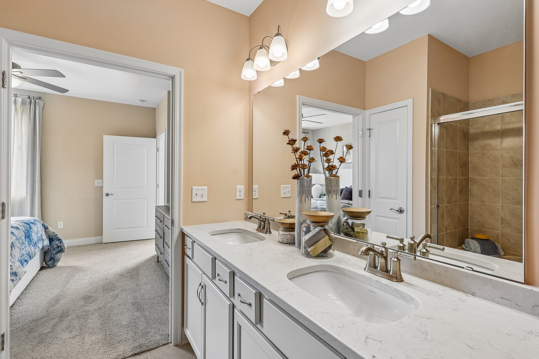 Somerset Blvd-S2205-041.jpg