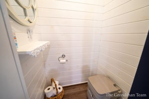  Photo 45